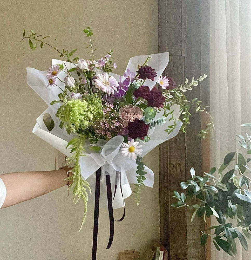 COTTAGE GARDEN POSY