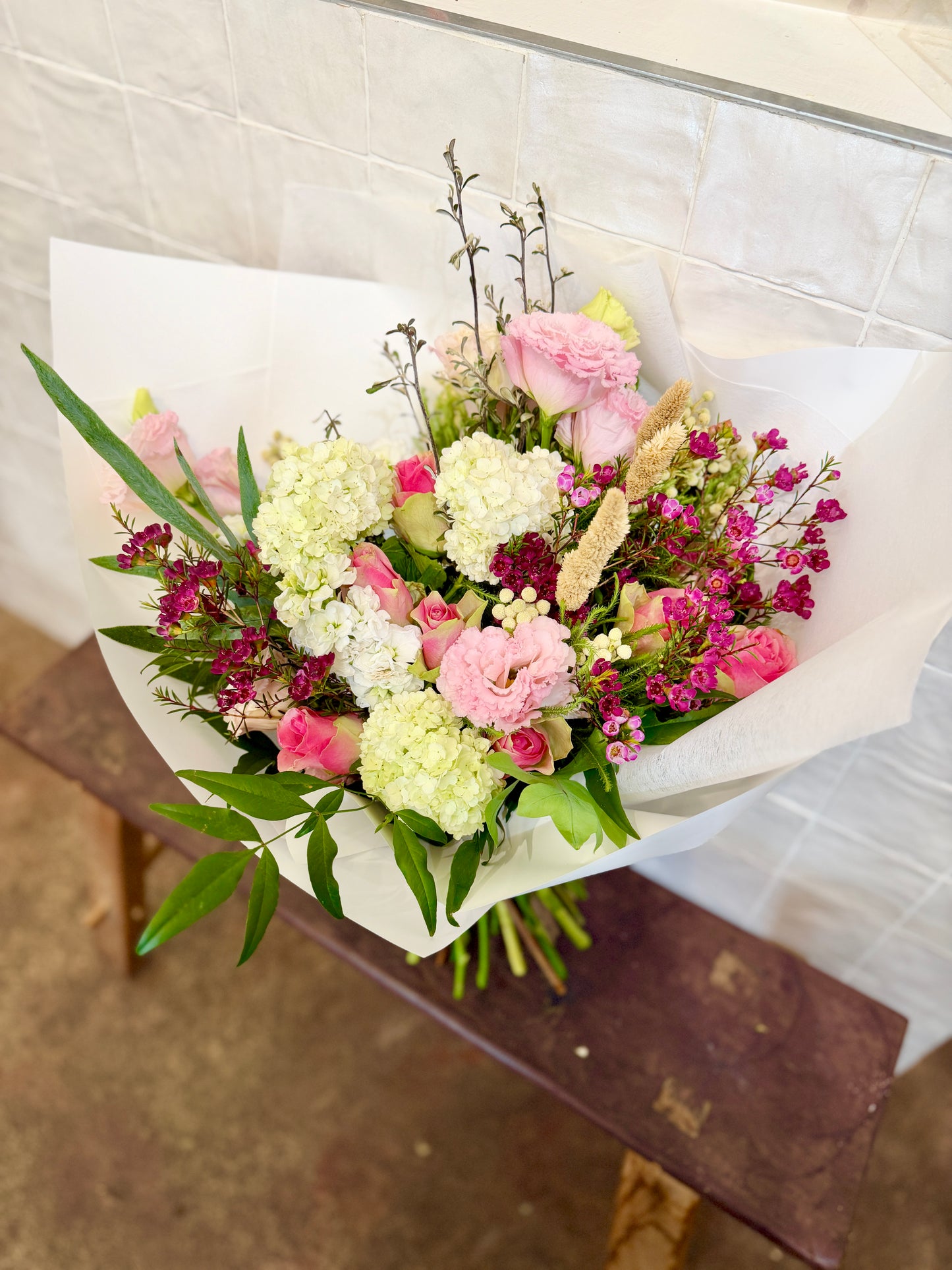 COTTAGE GARDEN POSY